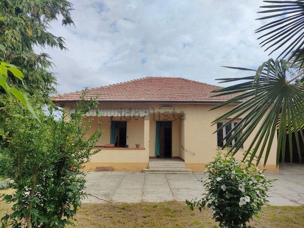 casa indipendente in vendita a Piea