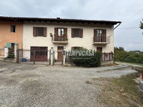 casa indipendente in vendita a Piea