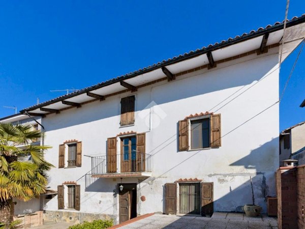 casa semindipendente in vendita a Piovà Massaia