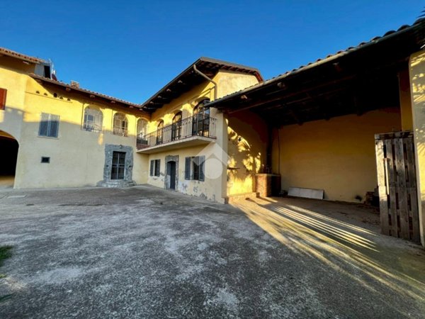 casa indipendente in vendita a Piovà Massaia