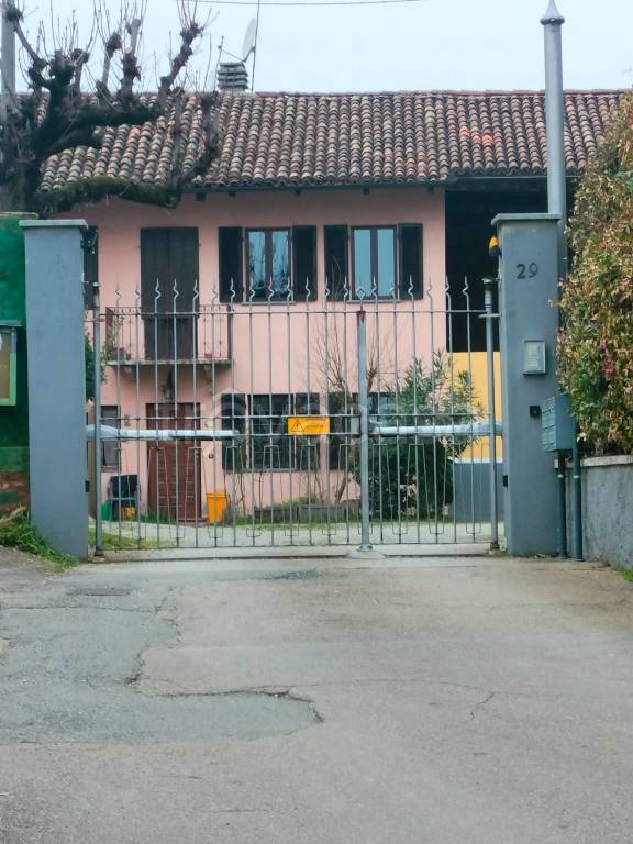 casa indipendente in vendita a Piovà Massaia