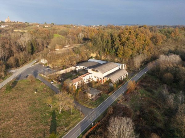 locale commerciale in vendita a Piovà Massaia in zona Gallareto