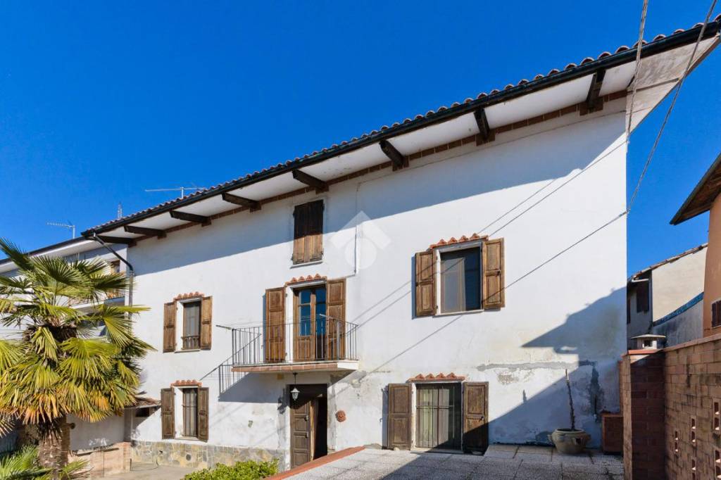 casa semindipendente in vendita a Piovà Massaia