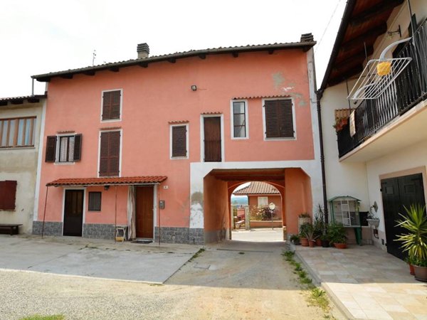 casa indipendente in vendita a Piovà Massaia