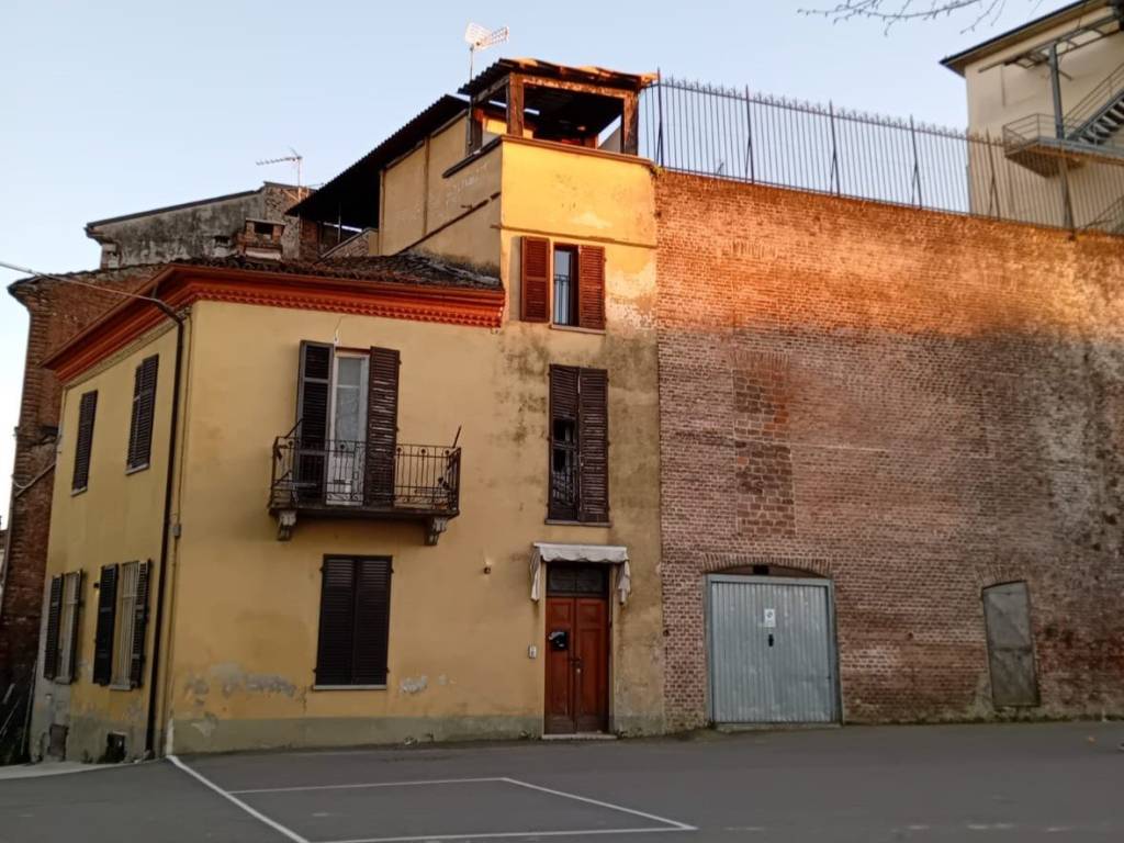 casa indipendente in vendita a Portacomaro