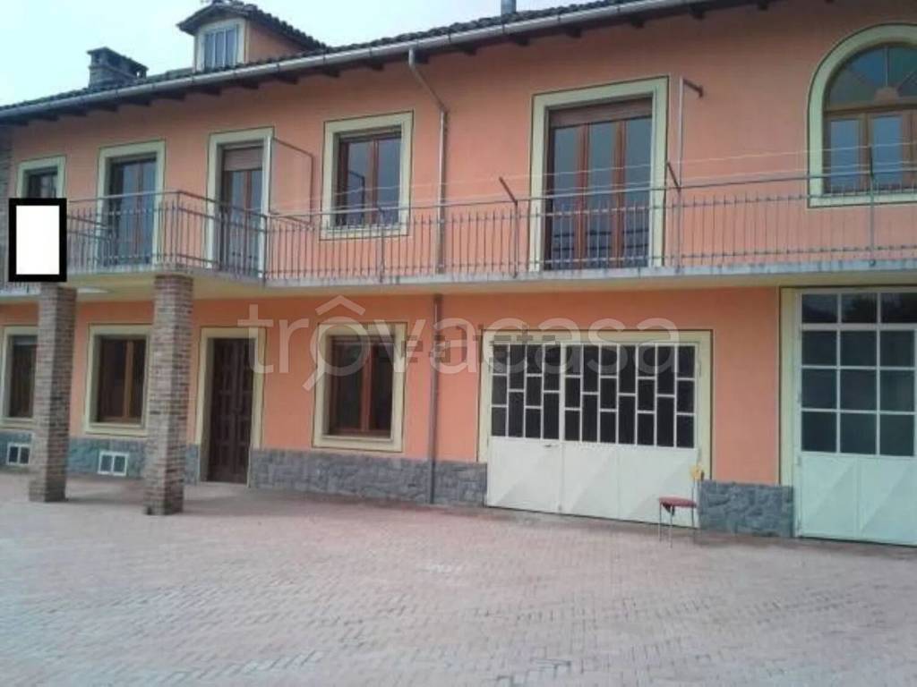 casa indipendente in vendita a Portacomaro