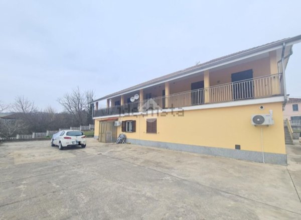 casa indipendente in vendita a Portacomaro