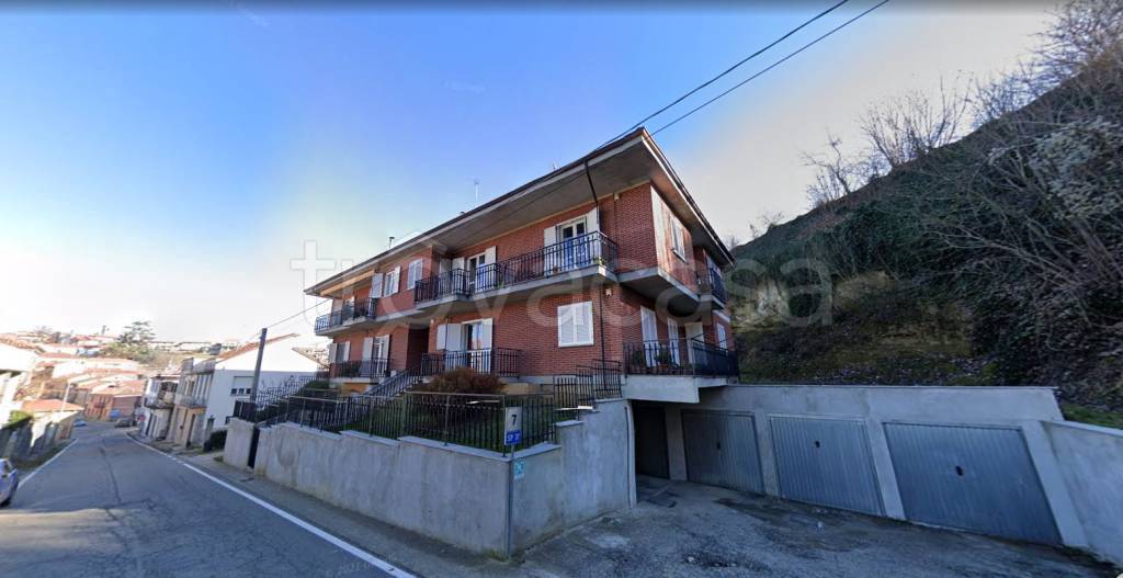 appartamento in vendita a Portacomaro