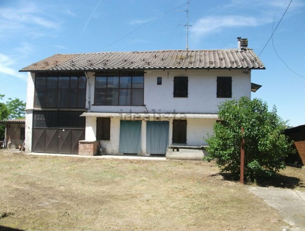 casa indipendente in vendita a Portacomaro