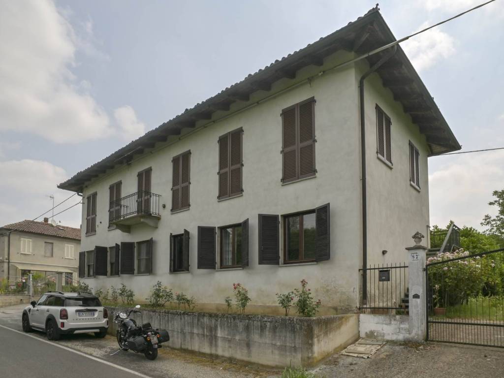 casa indipendente in vendita a Portacomaro