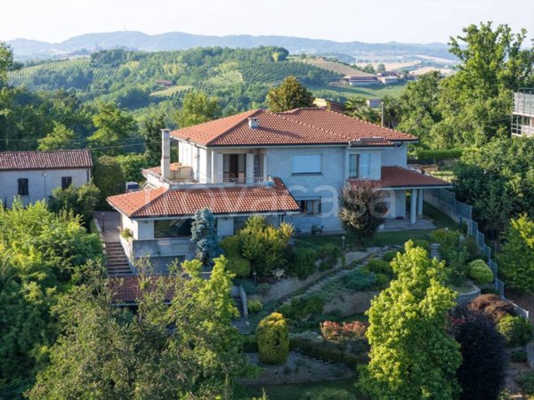 casa indipendente in vendita a Portacomaro
