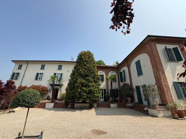 casa indipendente in vendita a Portacomaro