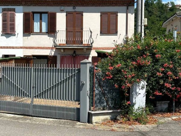 casa indipendente in vendita a Portacomaro
