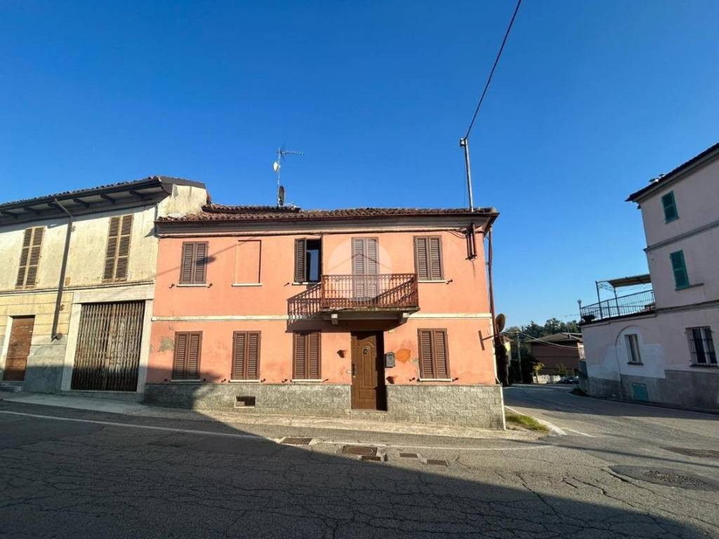 casa indipendente in vendita a Portacomaro