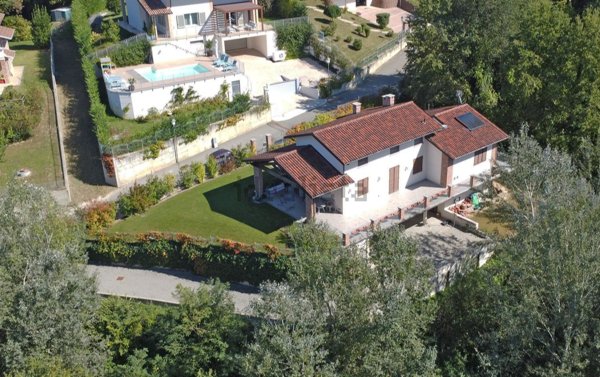 casa indipendente in vendita a Portacomaro