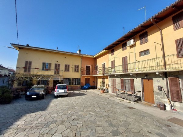 casa indipendente in vendita a Portacomaro