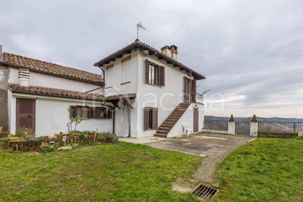 casale in vendita a Portacomaro