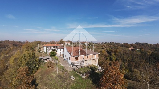 casa indipendente in vendita a Portacomaro