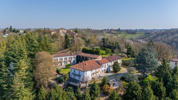 casa indipendente in vendita a Portacomaro