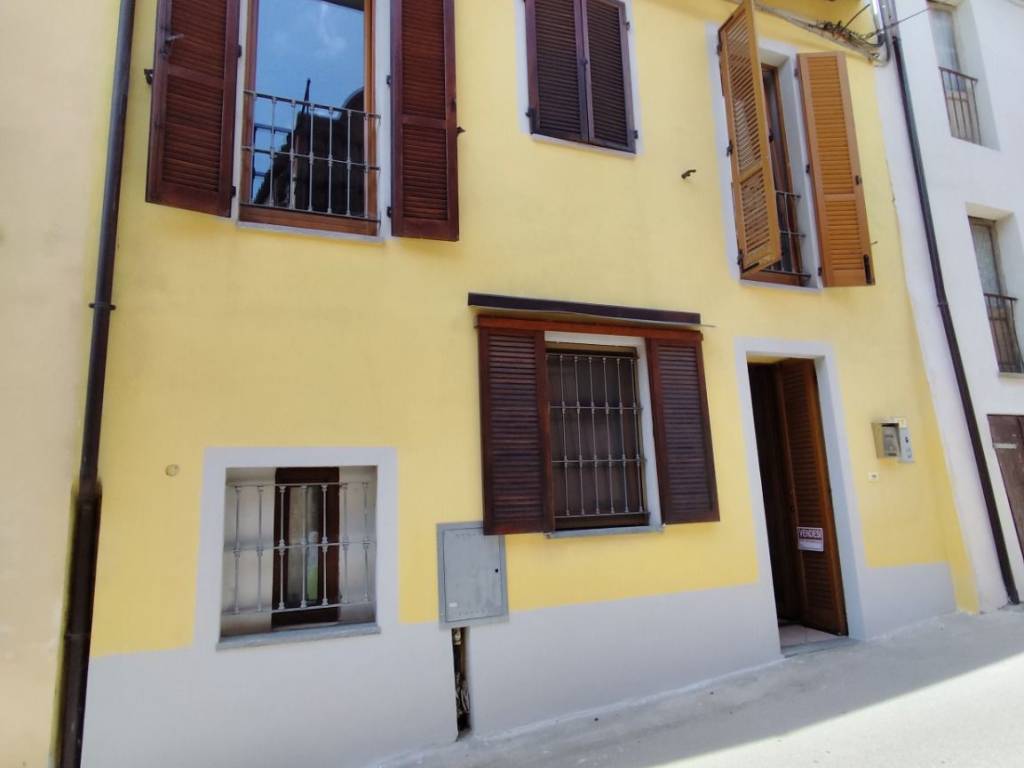 casa indipendente in vendita a Portacomaro