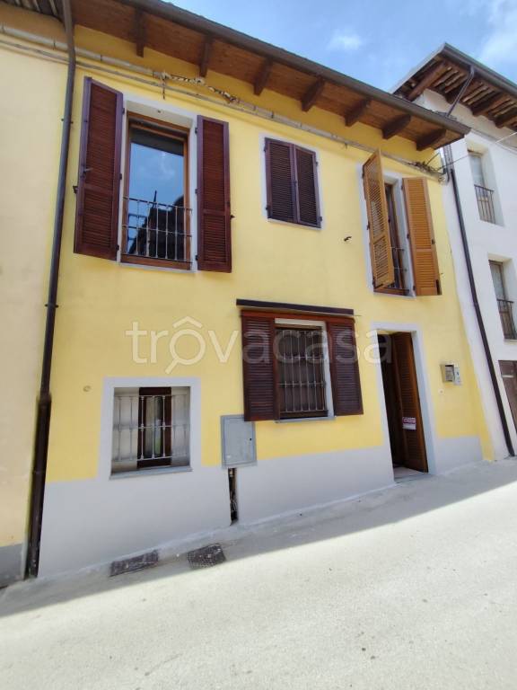 casa indipendente in vendita a Portacomaro