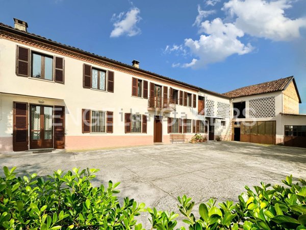 casa indipendente in vendita a Portacomaro in zona Migliandolo