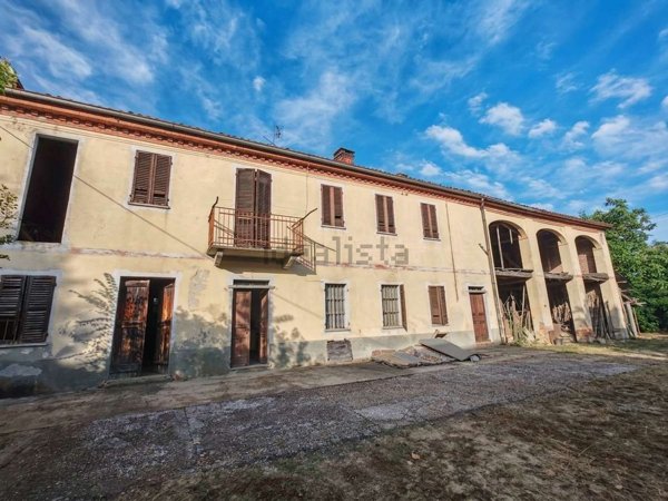 casale in vendita a Portacomaro