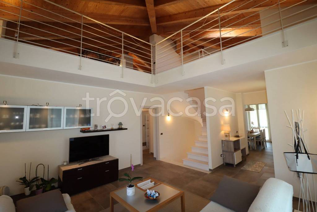 casa indipendente in vendita a Portacomaro