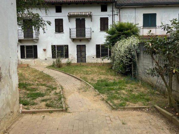 casa indipendente in vendita a Refrancore in zona Barcara