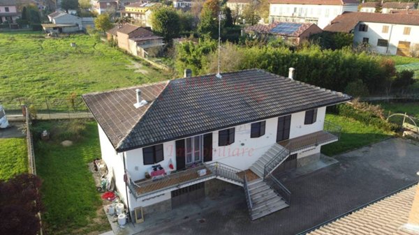 casa indipendente in vendita a Refrancore