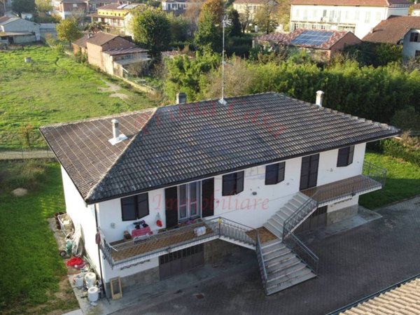 casa indipendente in vendita a Refrancore