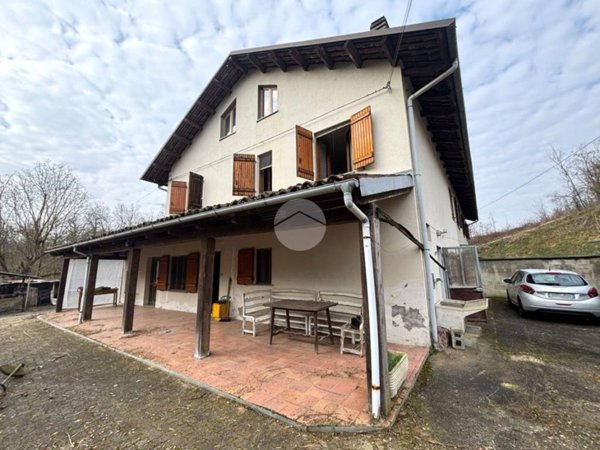 casa indipendente in vendita a Refrancore