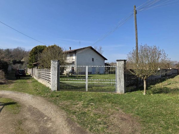 casa indipendente in vendita a Refrancore