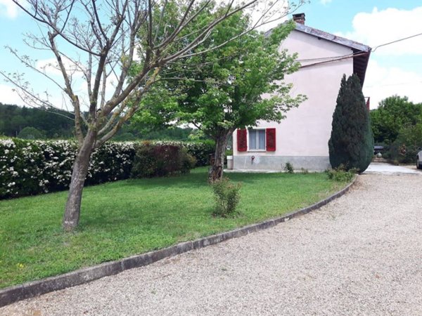 casa indipendente in vendita a Refrancore in zona Barcara