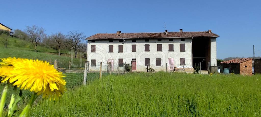 casa indipendente in vendita a Refrancore