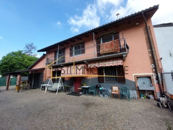 casale in vendita a Refrancore in zona Barcara