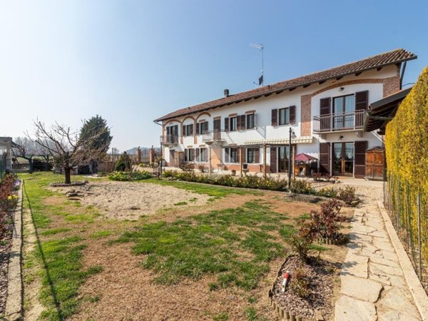 casa indipendente in vendita a Revigliasco d'Asti