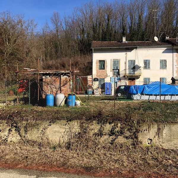 casale in vendita a Revigliasco d'Asti