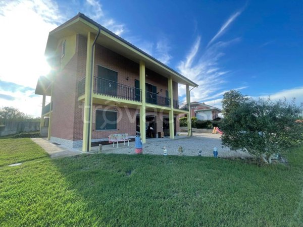 casa indipendente in vendita a Revigliasco d'Asti