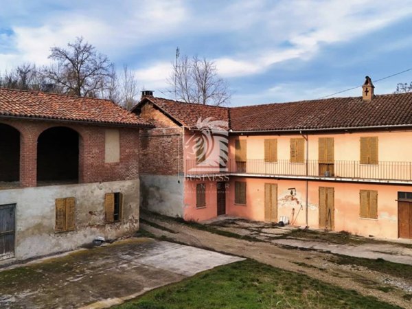 casa indipendente in vendita a Revigliasco d'Asti