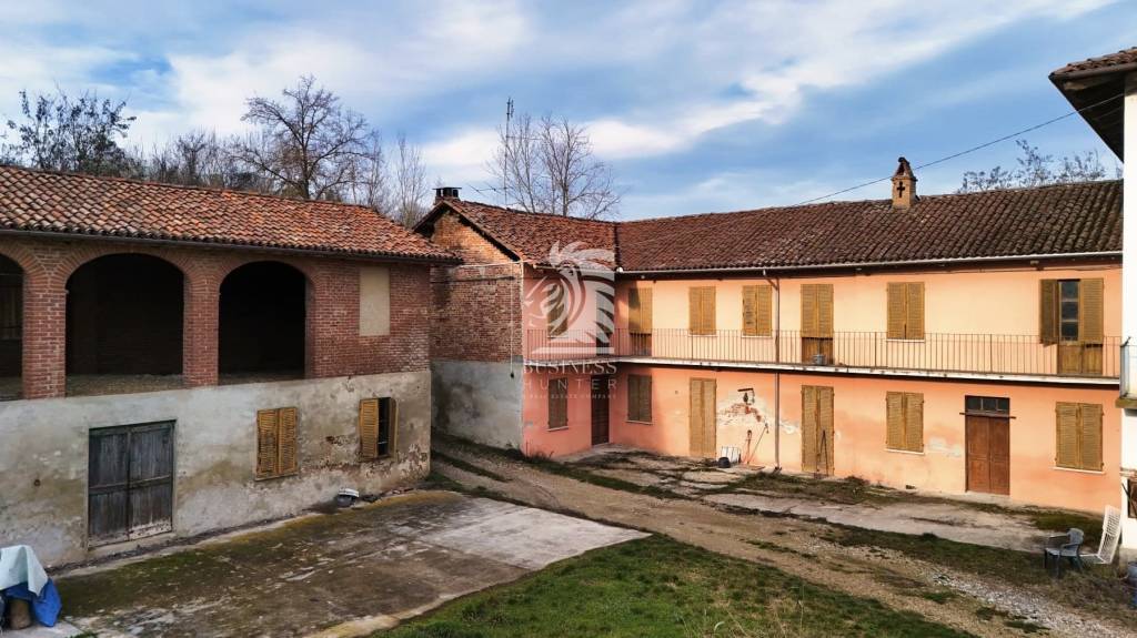 casa indipendente in vendita a Revigliasco d'Asti
