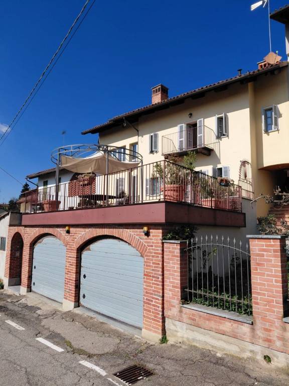 casa indipendente in vendita a Revigliasco d'Asti