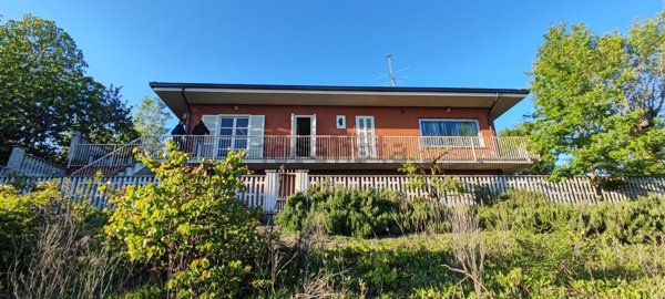 casa indipendente in vendita a Revigliasco d'Asti