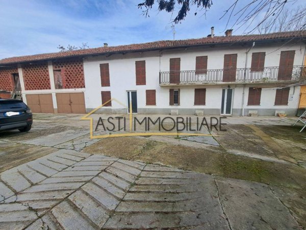casa indipendente in vendita a Revigliasco d'Asti in zona Salairolo