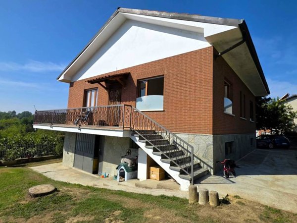 casa indipendente in vendita a Revigliasco d'Asti in zona Salairolo