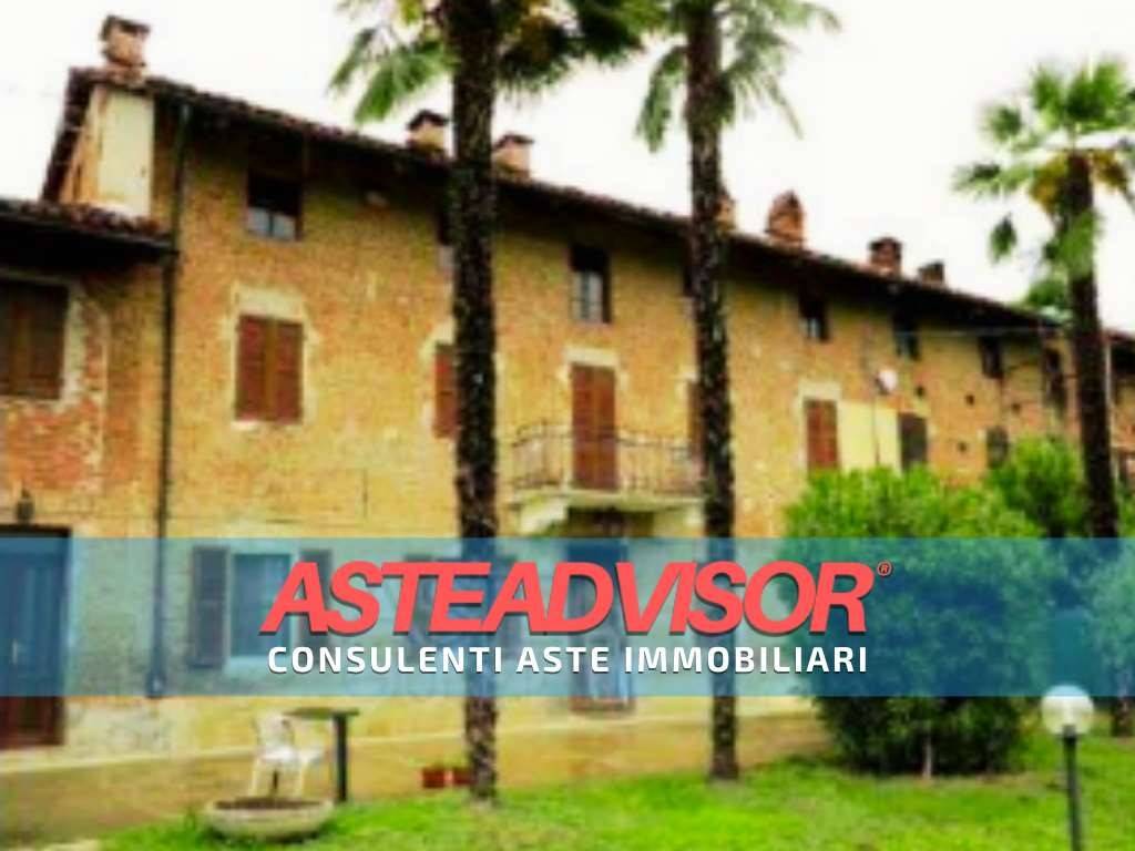 casa indipendente in vendita a Roatto in zona Briassa