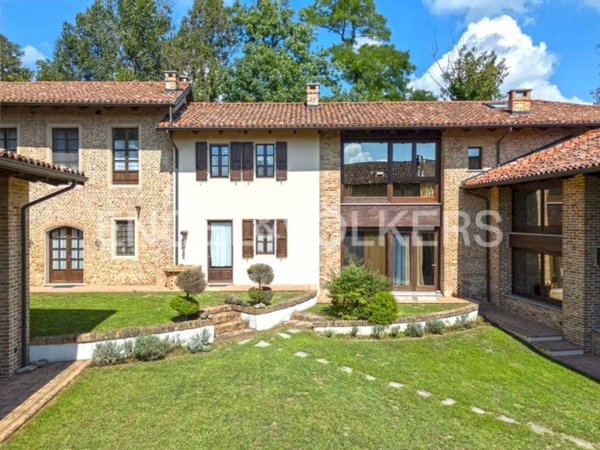 appartamento in vendita a Roatto