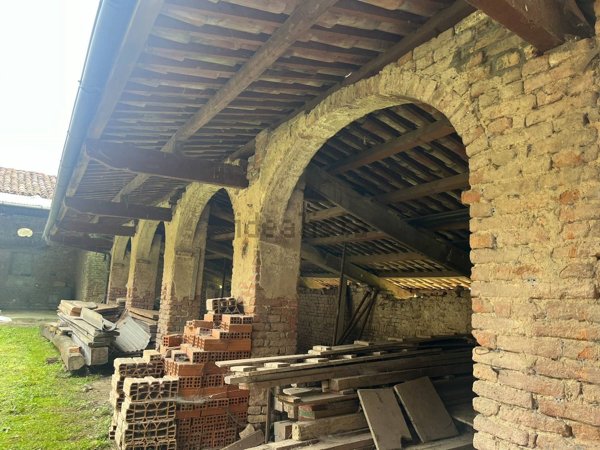 appartamento in vendita a Robella