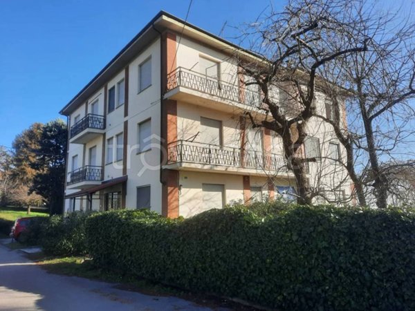 appartamento in vendita a Robella