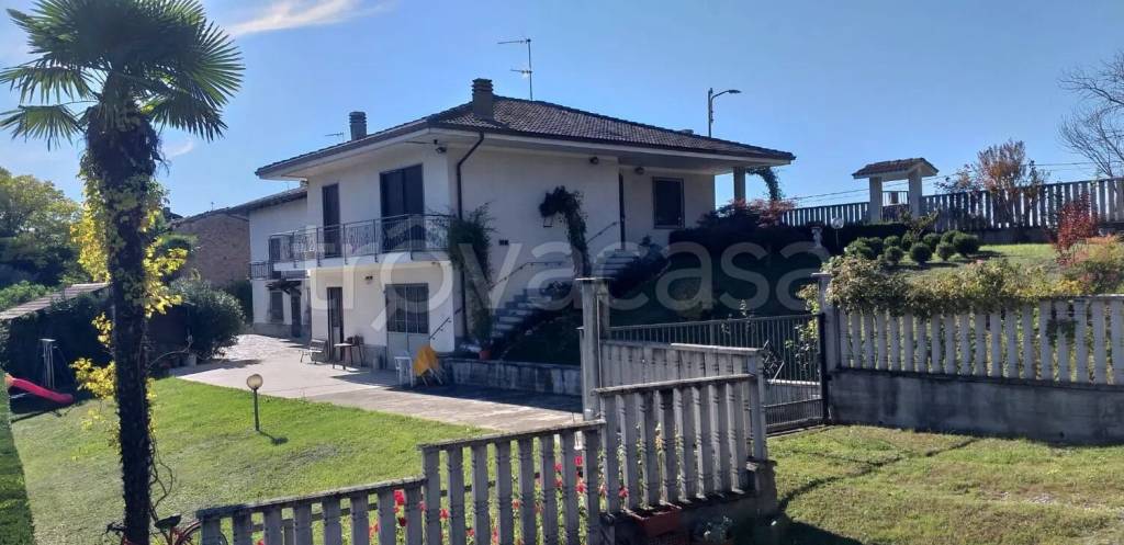 casa indipendente in vendita a Robella